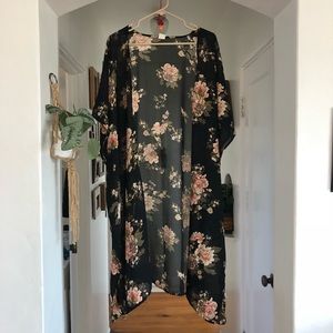 Beautiful black and floral print  KIMONO.